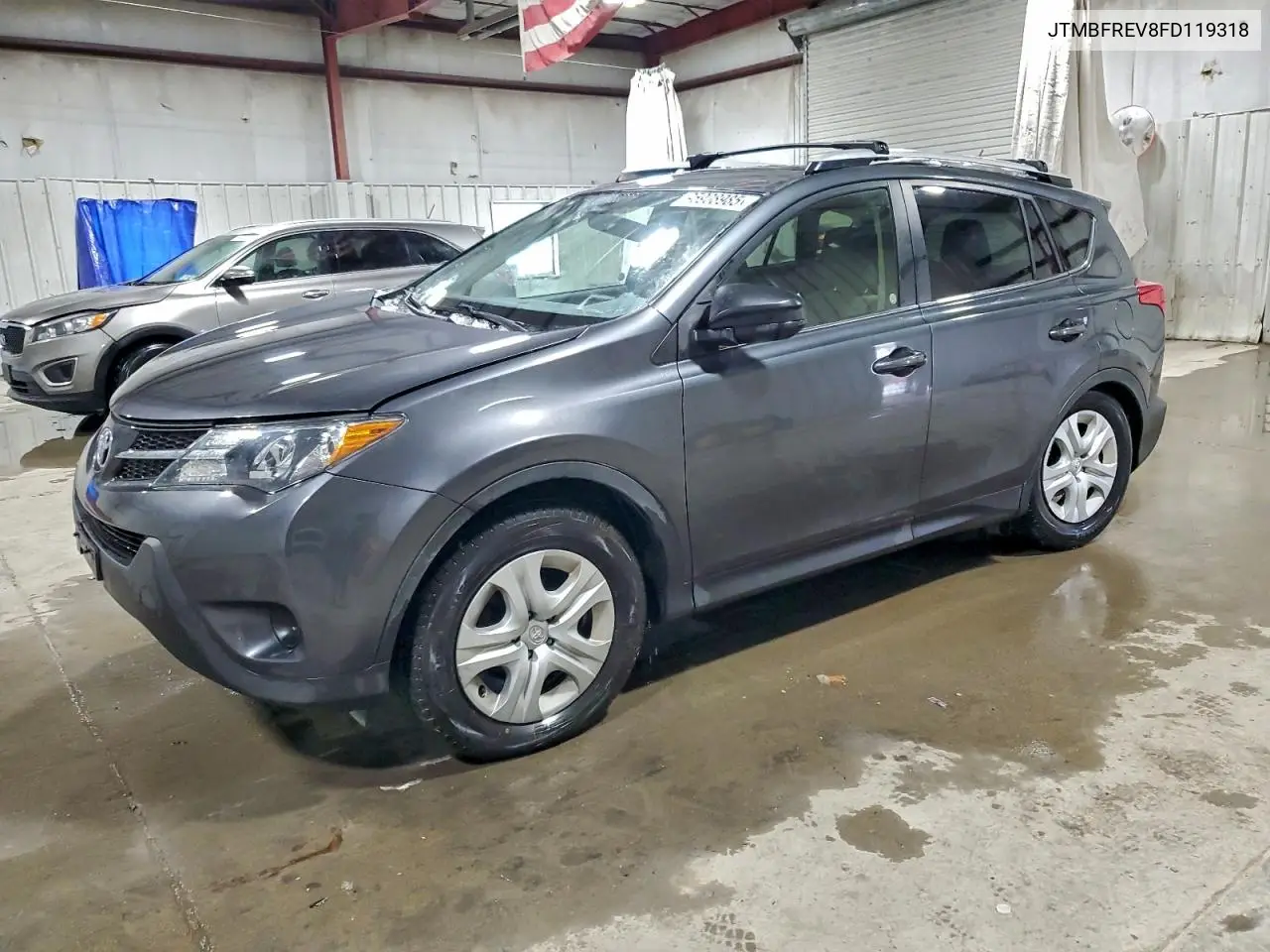 JTMBFREV8FD119318 2015 Toyota Rav4 Le