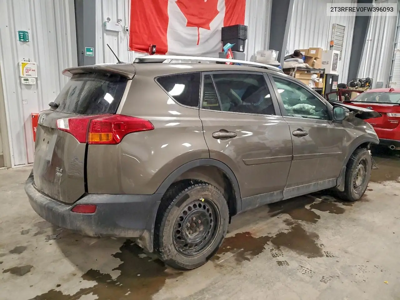 2T3RFREV0FW396093 2015 Toyota Rav4 Xle
