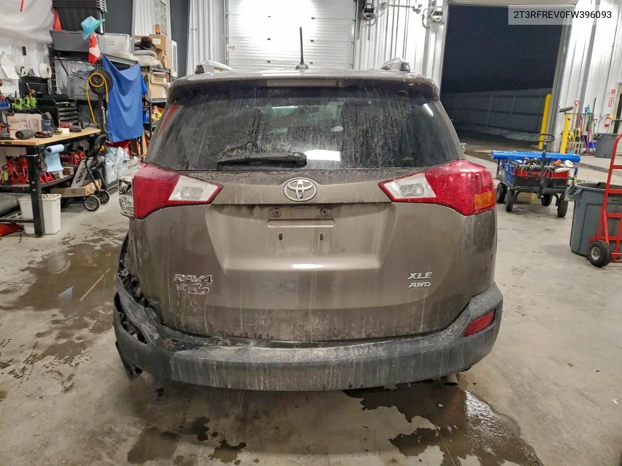 2T3RFREV0FW396093 2015 Toyota Rav4 Xle