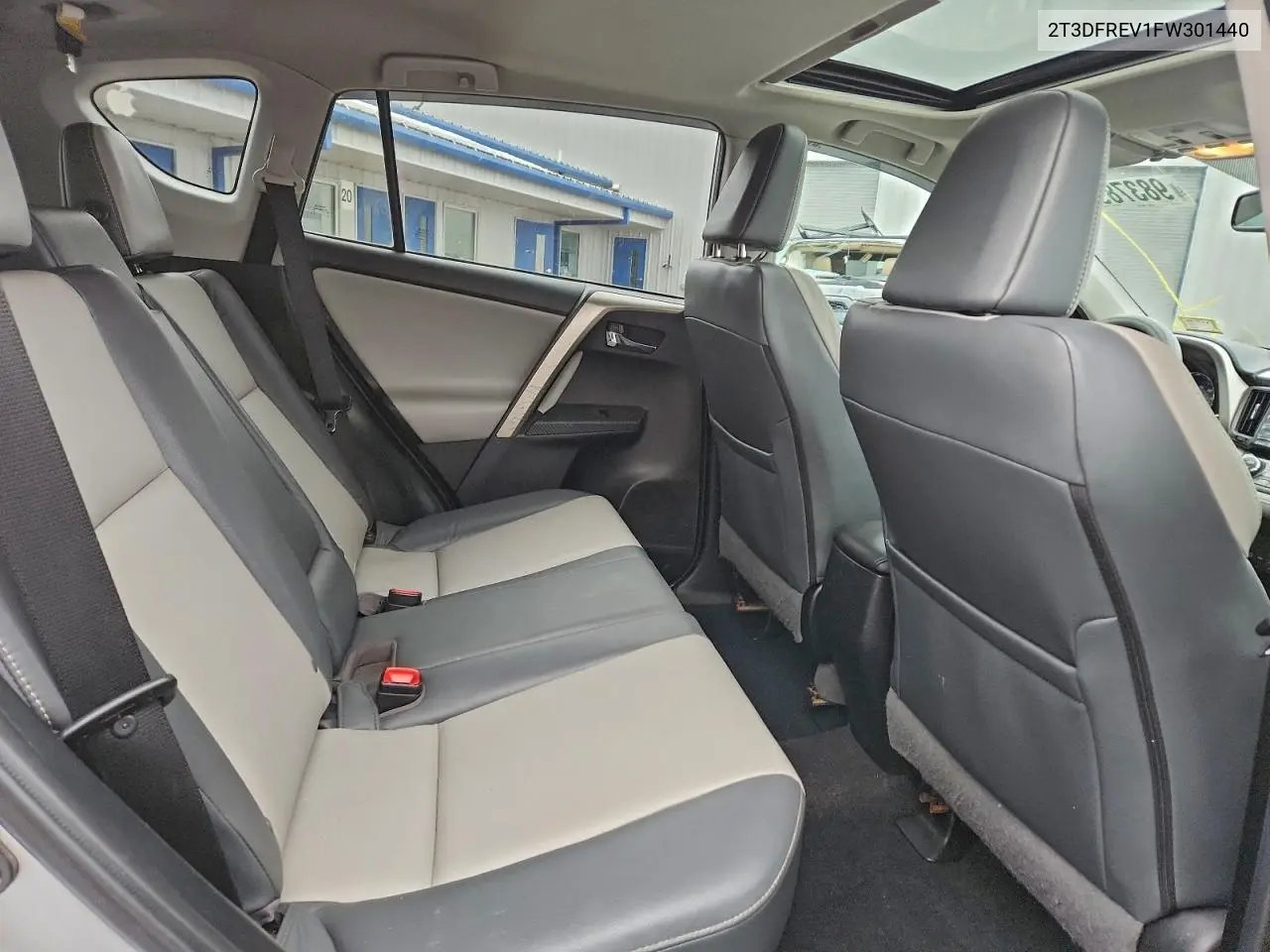 2T3DFREV1FW301440 2015 Toyota Rav4 Limited