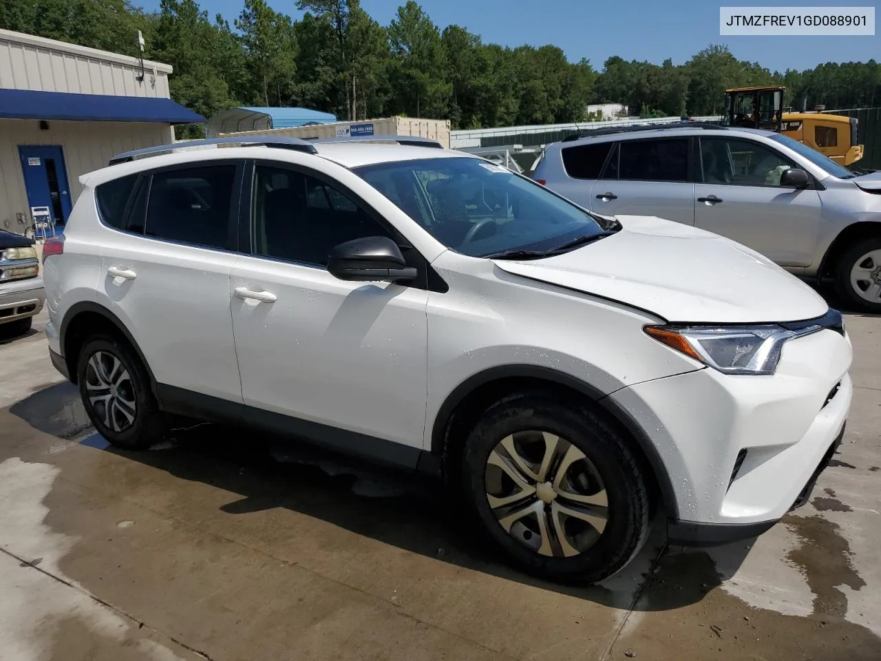 2016 Toyota Rav4 Le VIN: JTMZFREV1GD088901 Lot: 68213614