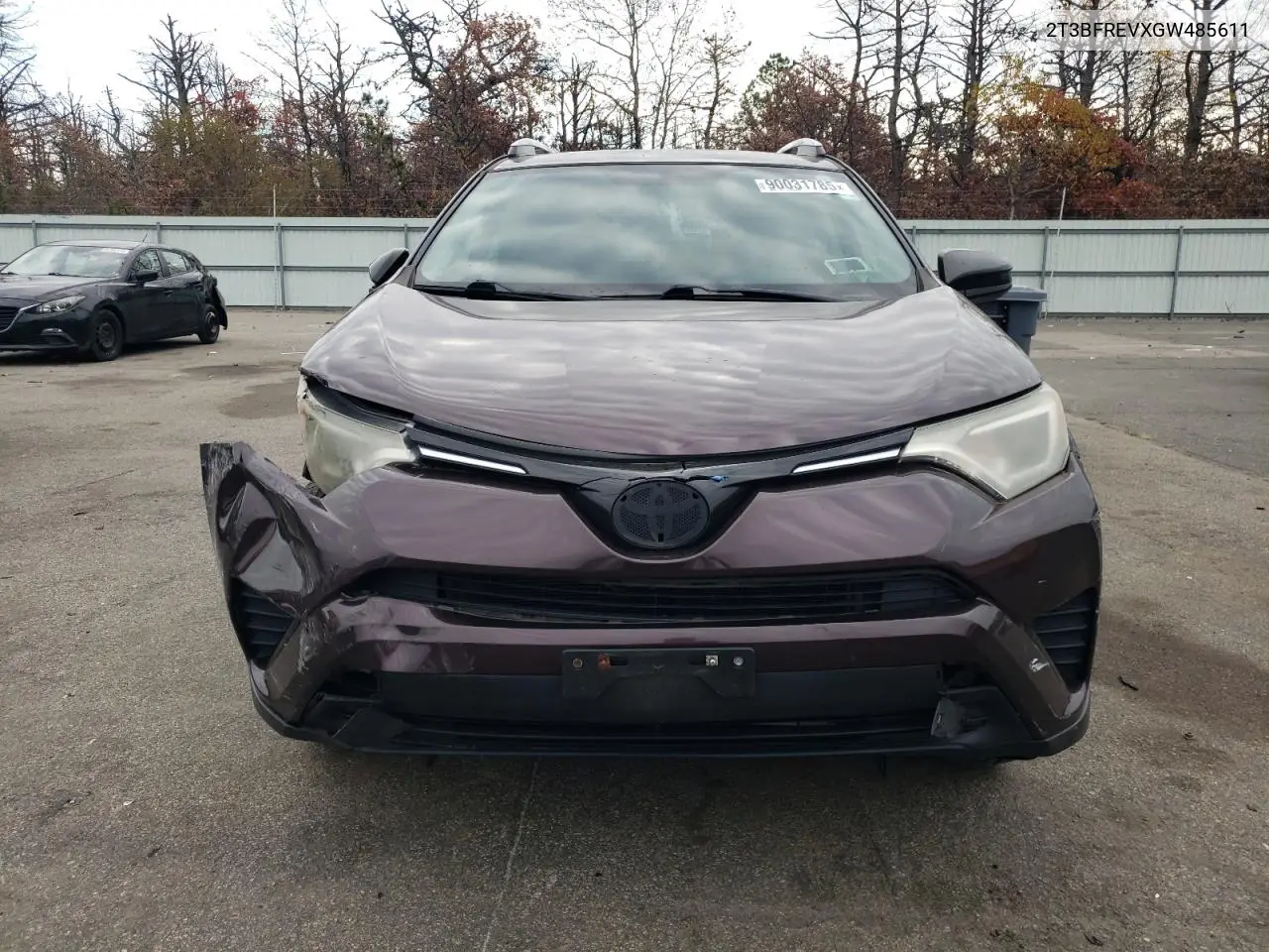 2T3BFREVXGW485611 2016 Toyota Rav4 Le
