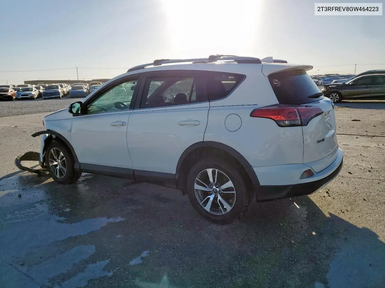 2T3RFREV8GW464223 2016 Toyota Rav4 Xle
