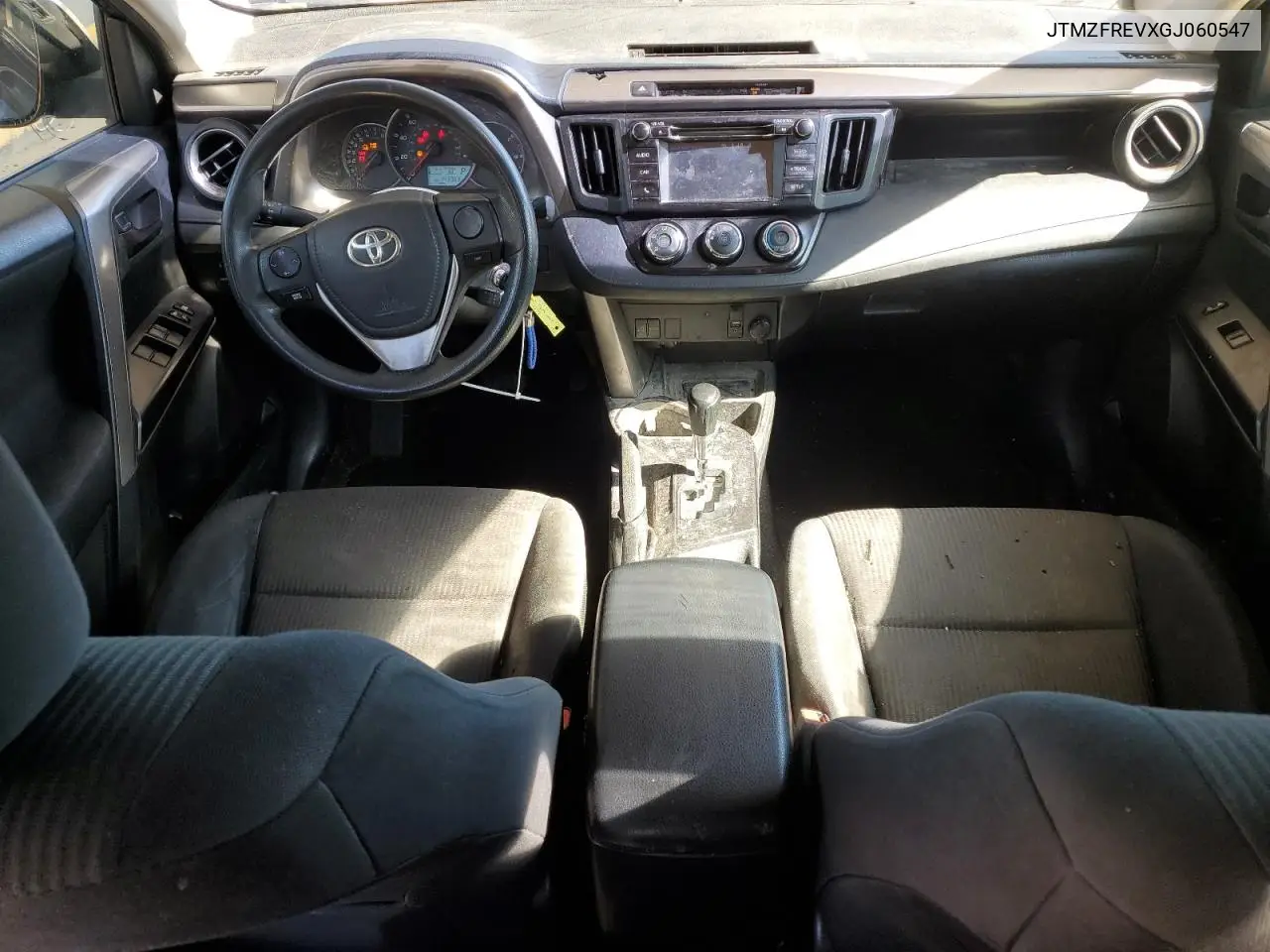 JTMZFREVXGJ060547 2016 Toyota Rav4 Le