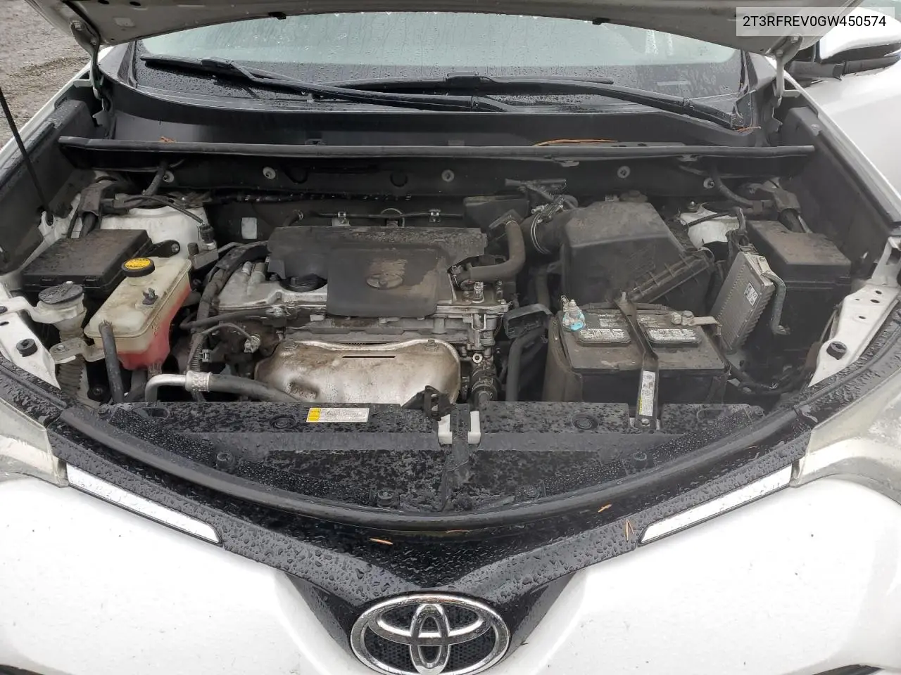 2T3RFREV0GW450574 2016 Toyota Rav4 Xle