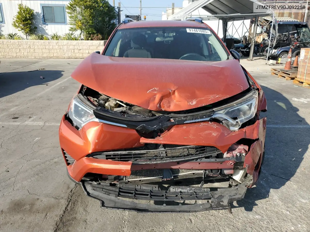 JTMZFREV9GJ092258 2016 Toyota Rav4 Le