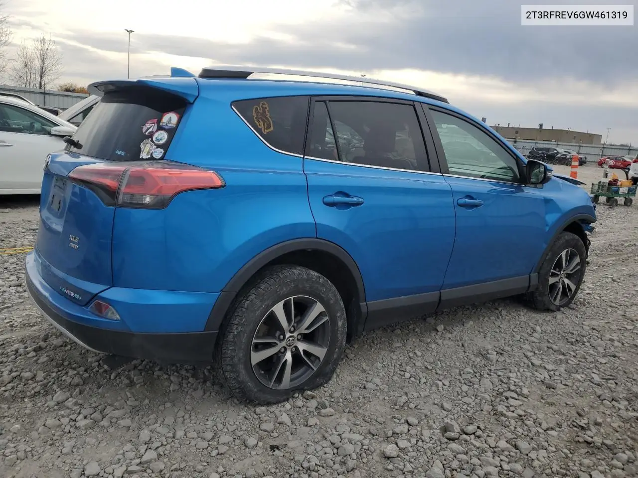 2T3RFREV6GW461319 2016 Toyota Rav4 Xle