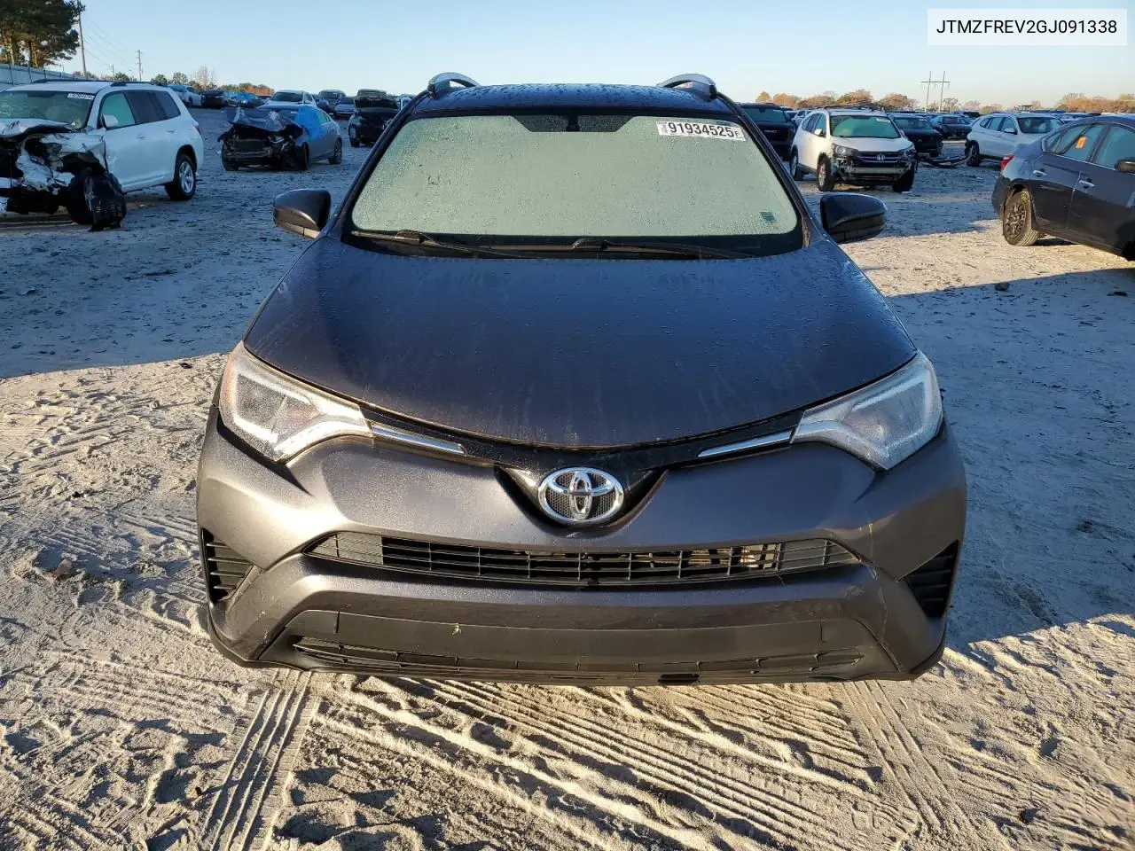 JTMZFREV2GJ091338 2016 Toyota Rav4 Le