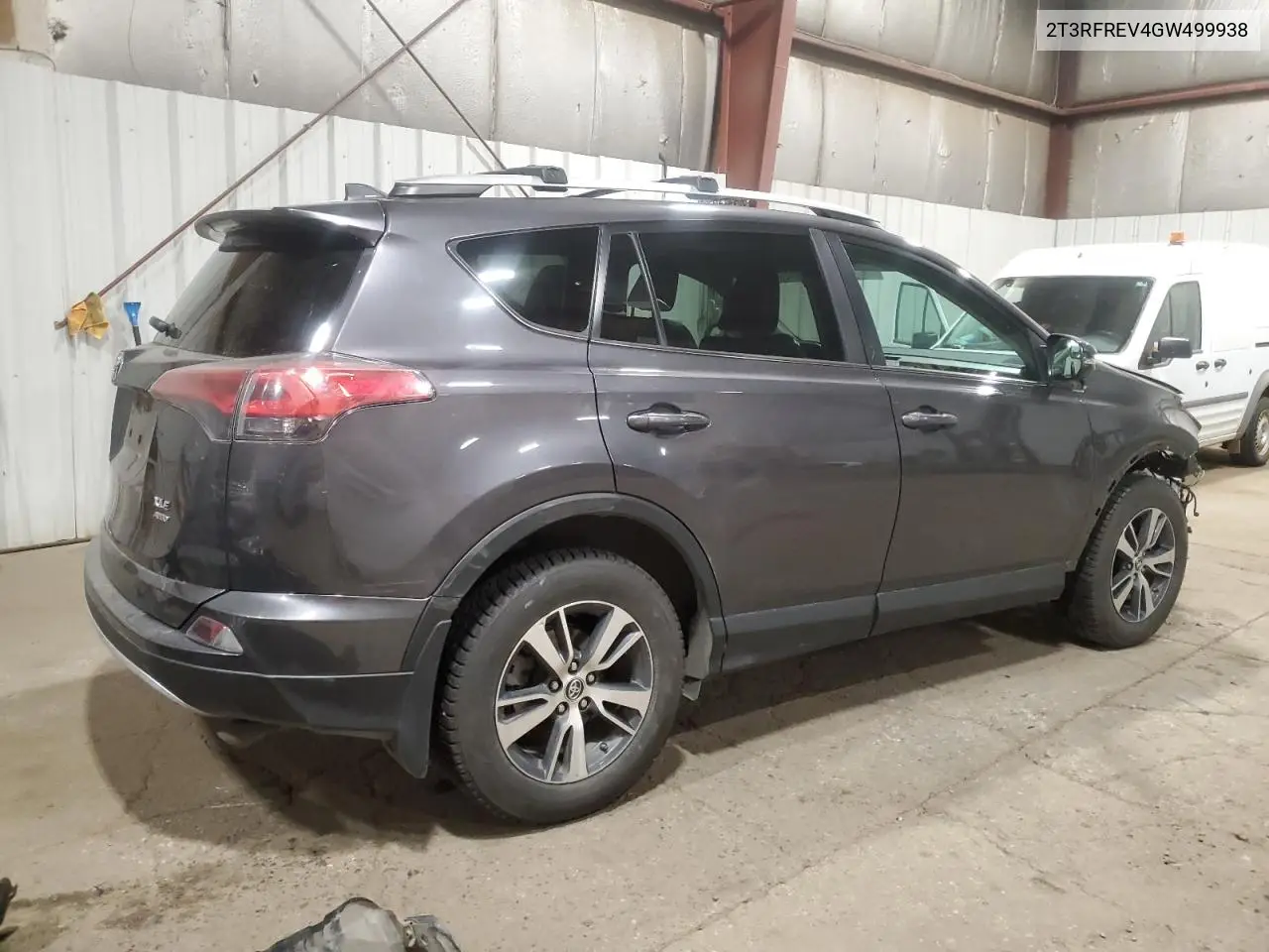 2T3RFREV4GW499938 2016 Toyota Rav4 Xle
