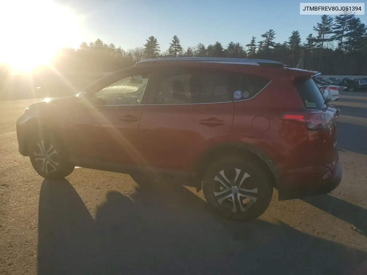 JTMBFREV8GJ051394 2016 Toyota Rav4 Le
