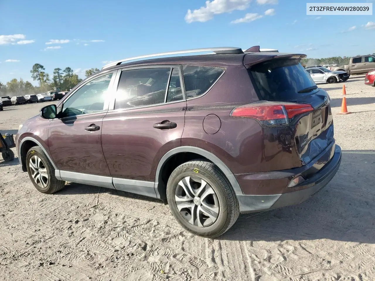 2T3ZFREV4GW280039 2016 Toyota Rav4 Le