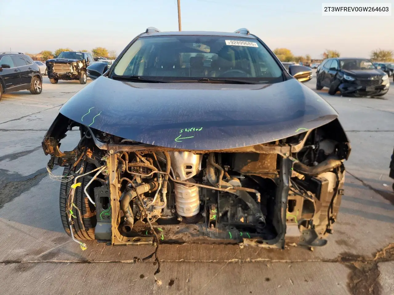 2T3WFREV0GW264603 2016 Toyota Rav4 Xle