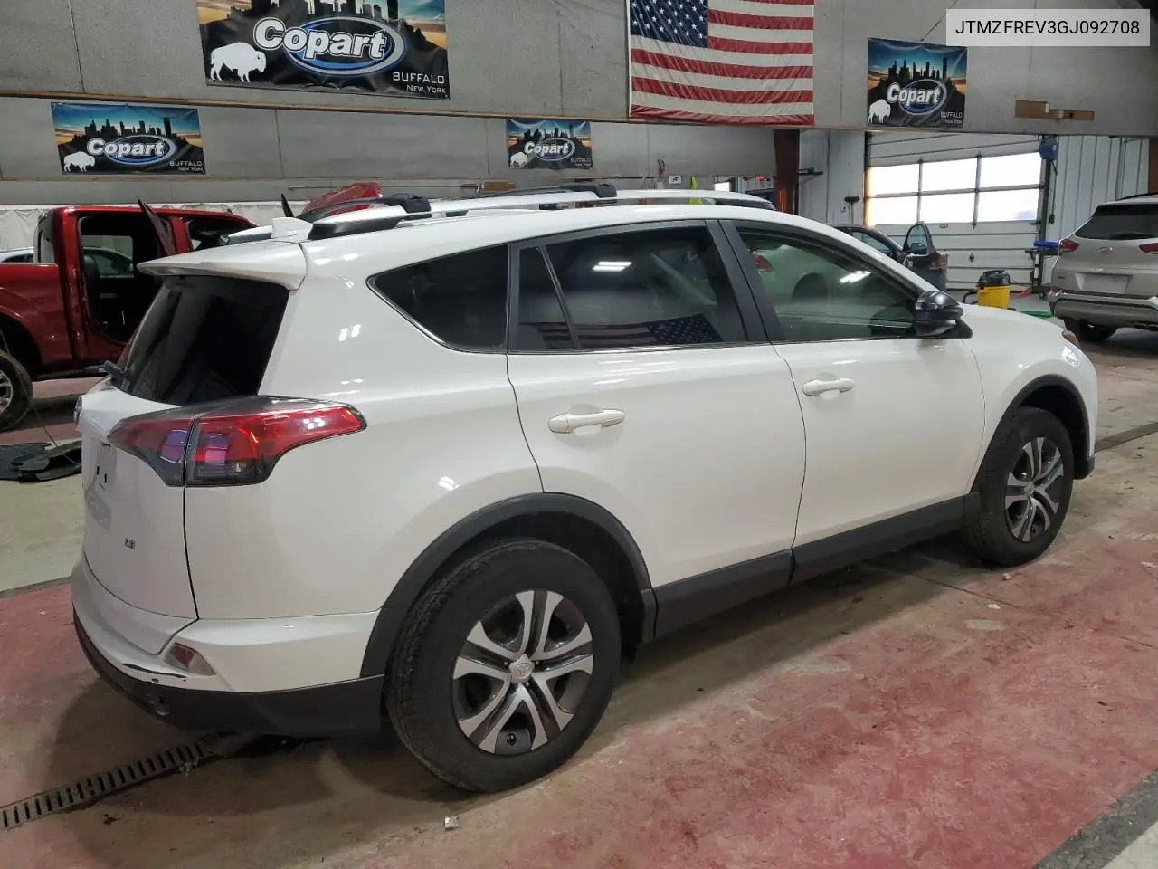 JTMZFREV3GJ092708 2016 Toyota Rav4 Le