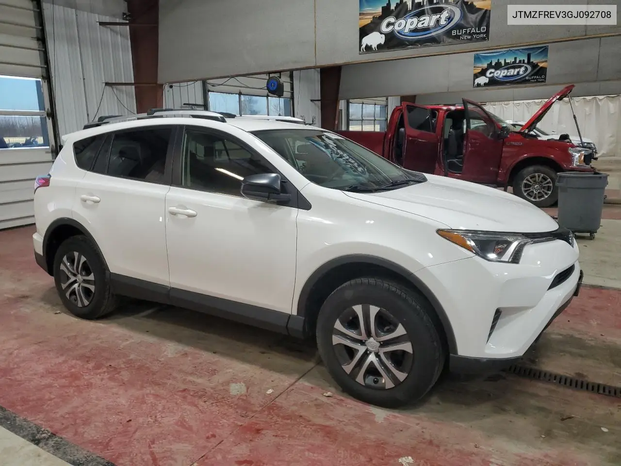 JTMZFREV3GJ092708 2016 Toyota Rav4 Le