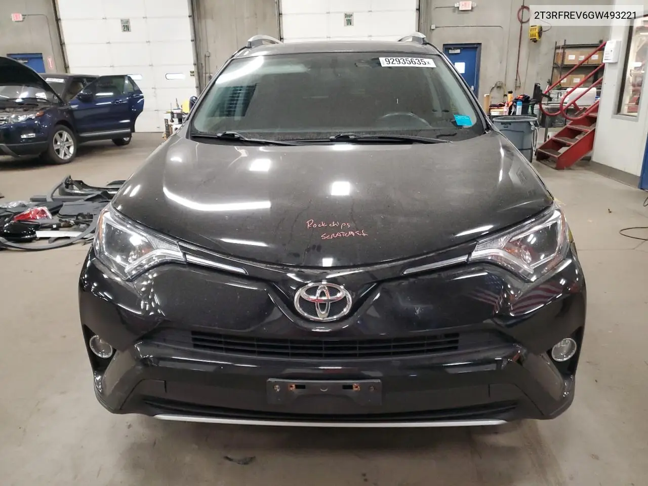 2T3RFREV6GW493221 2016 Toyota Rav4 Xle