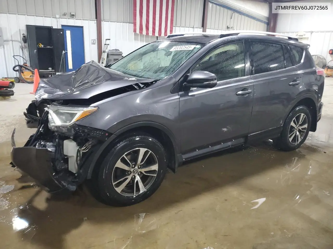 JTMRFREV6GJ072565 2016 Toyota Rav4 Xle