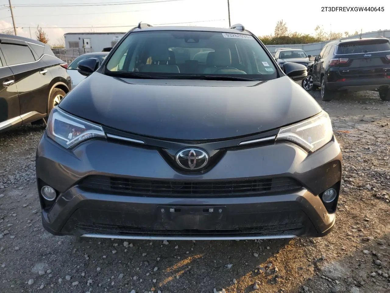 2T3DFREVXGW440645 2016 Toyota Rav4 Limited