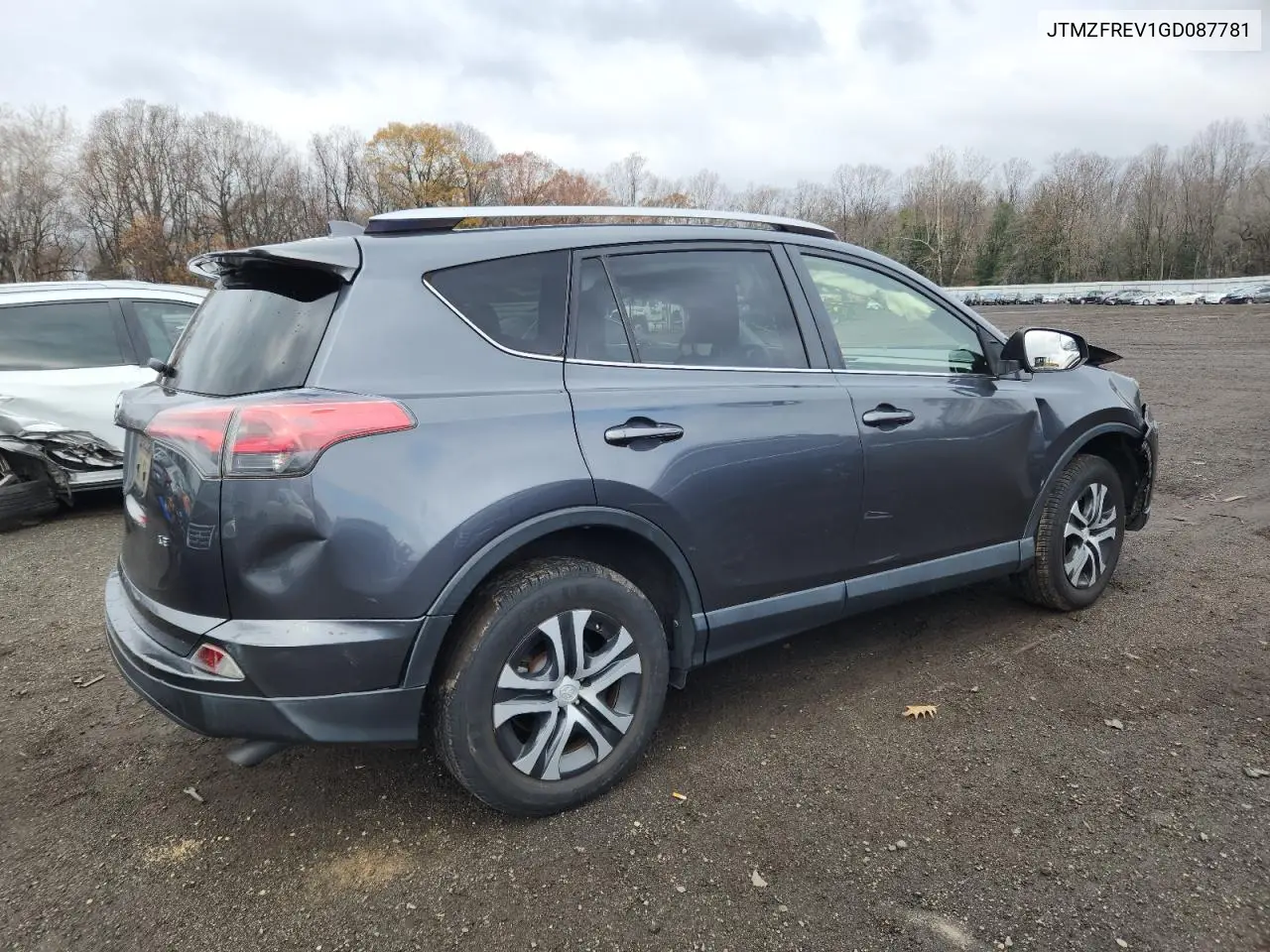 JTMZFREV1GD087781 2016 Toyota Rav4 Le