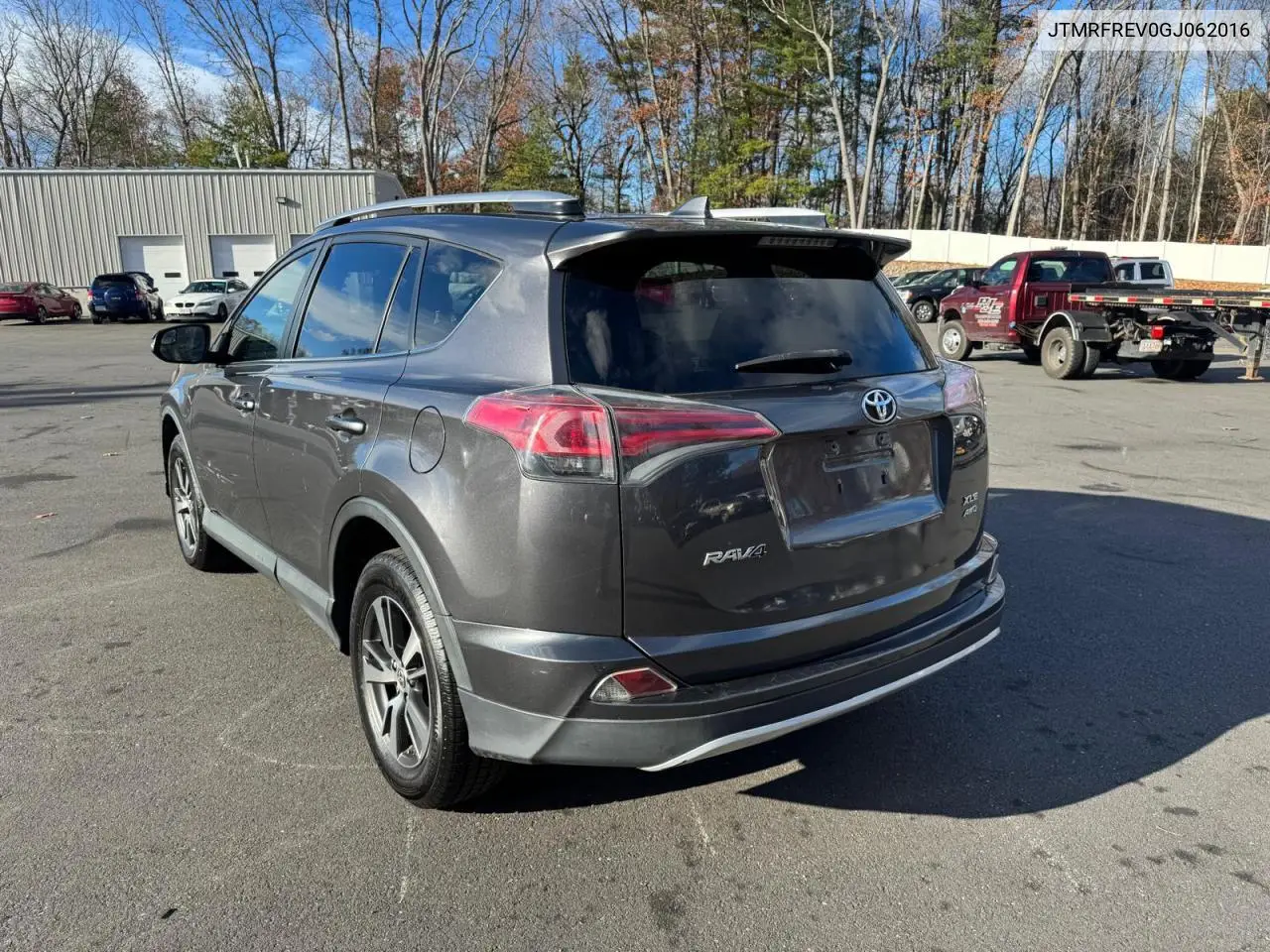 JTMRFREV0GJ062016 2016 Toyota Rav4 Xle
