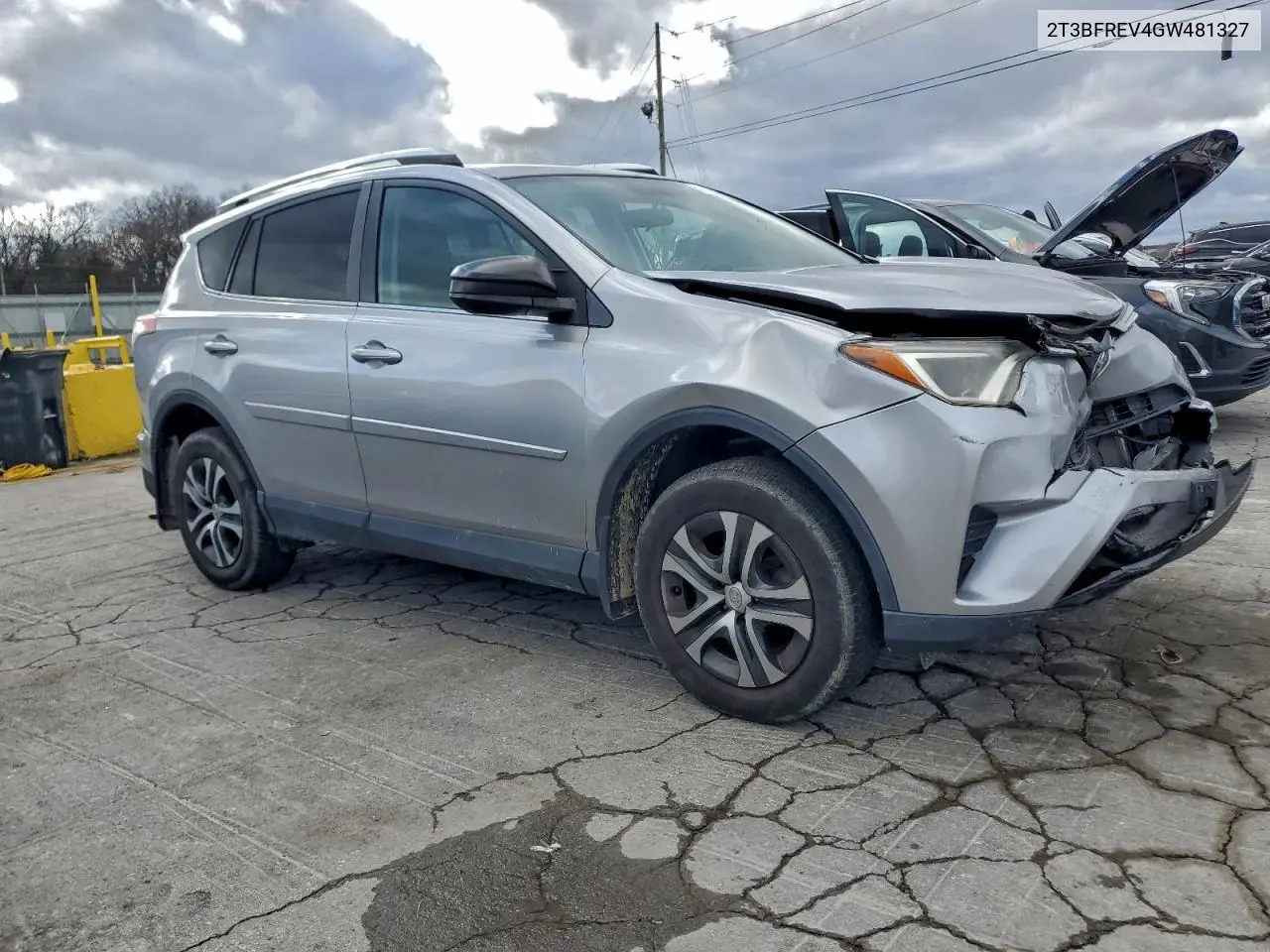 2T3BFREV4GW481327 2016 Toyota Rav4 Le