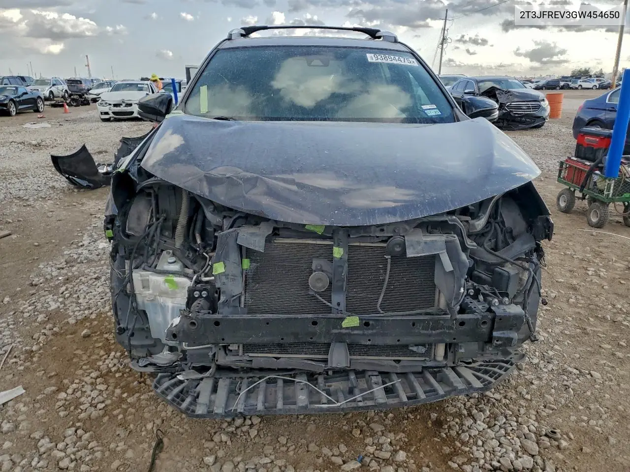 2T3JFREV3GW454650 2016 Toyota Rav4 Se