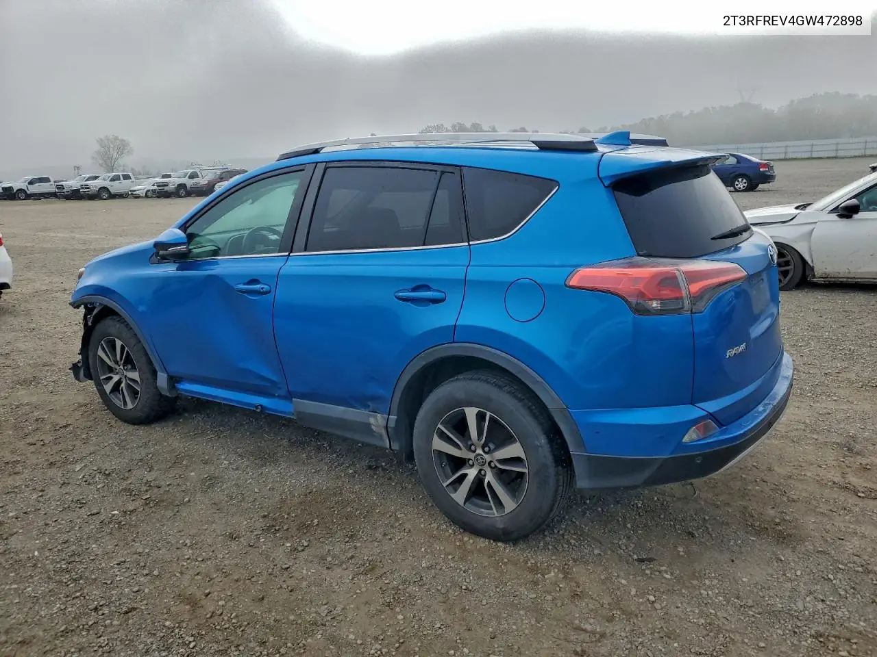 2T3RFREV4GW472898 2016 Toyota Rav4 Xle