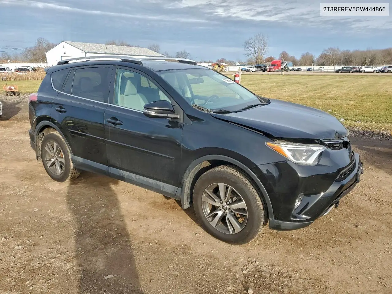 2T3RFREV5GW444866 2016 Toyota Rav4 Xle
