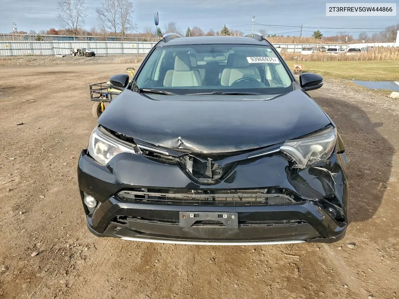 2T3RFREV5GW444866 2016 Toyota Rav4 Xle