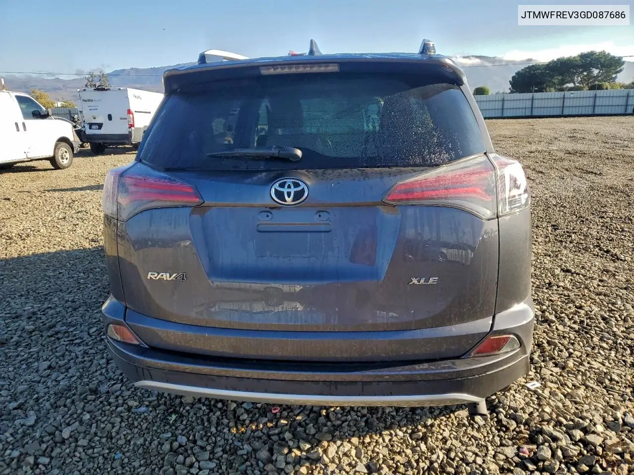 JTMWFREV3GD087686 2016 Toyota Rav4 Xle