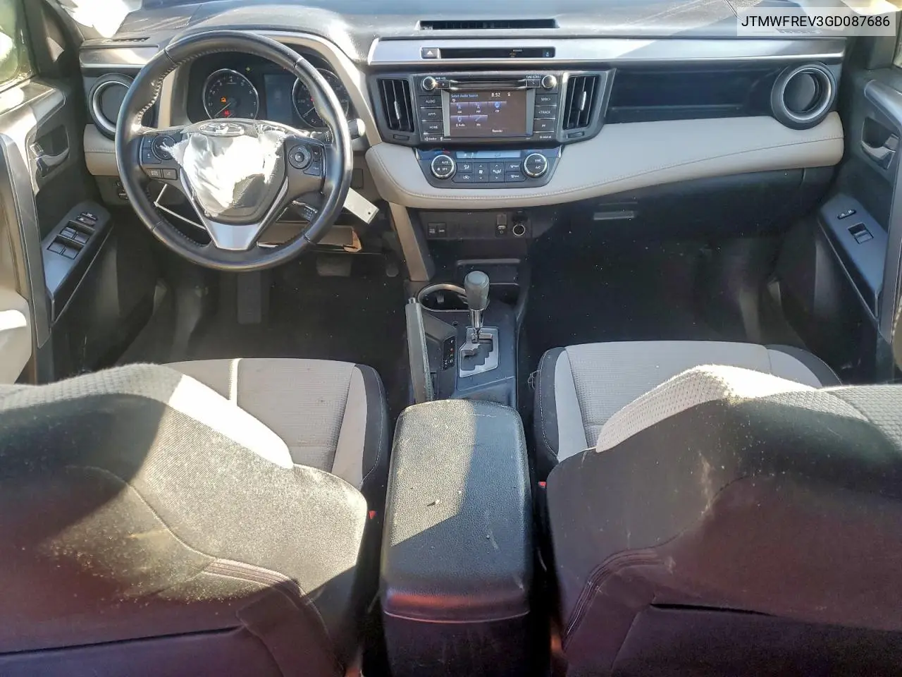 JTMWFREV3GD087686 2016 Toyota Rav4 Xle