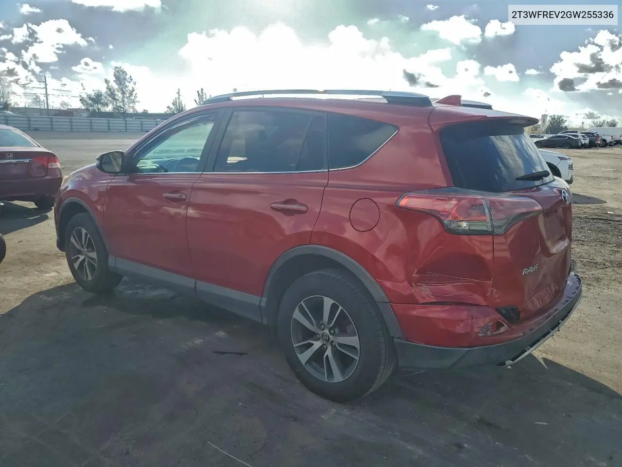 2T3WFREV2GW255336 2016 Toyota Rav4 Xle
