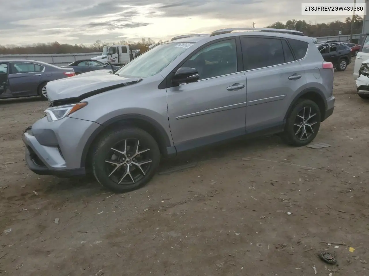 2T3JFREV2GW439380 2016 Toyota Rav4 Se