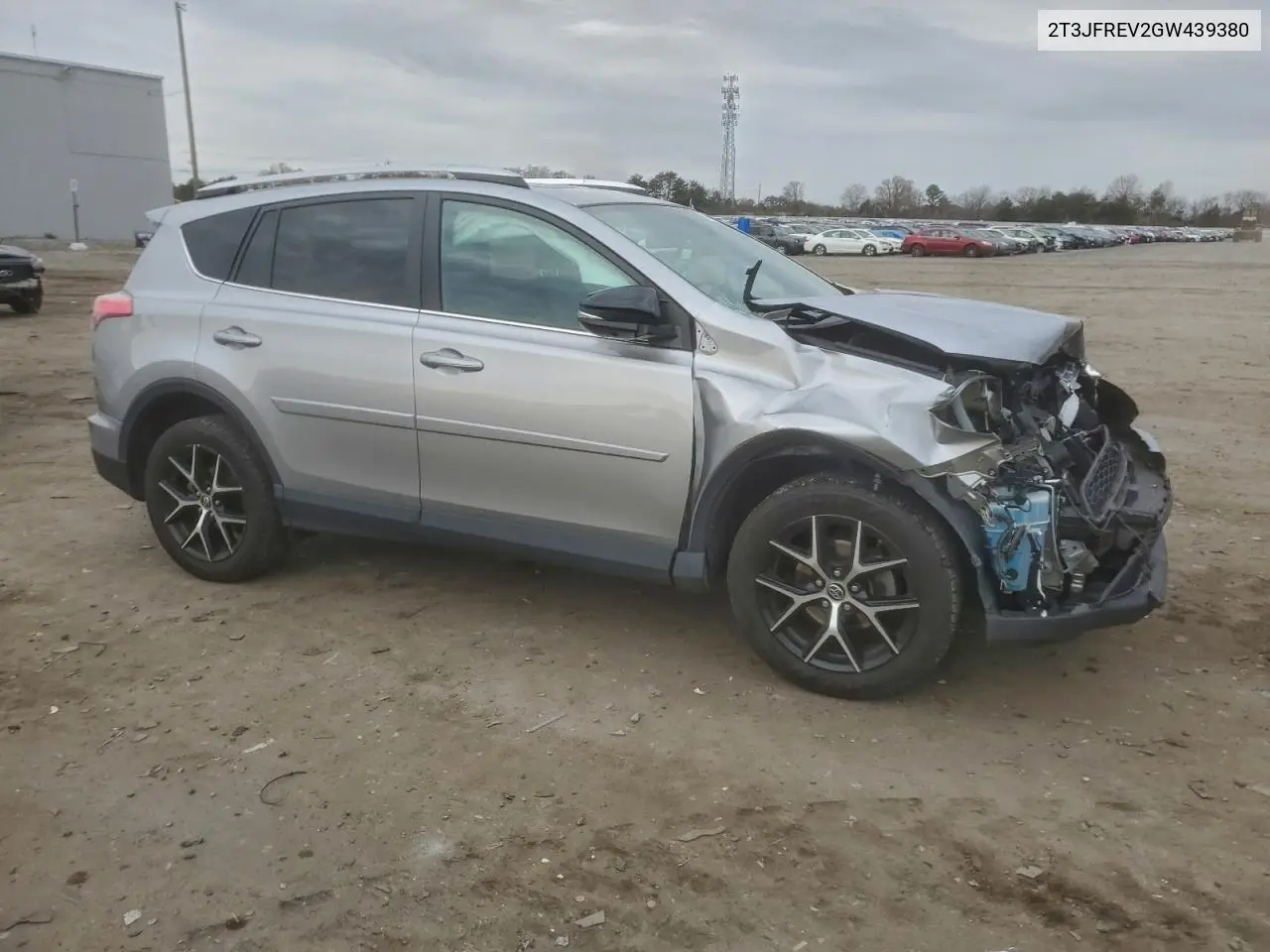 2T3JFREV2GW439380 2016 Toyota Rav4 Se