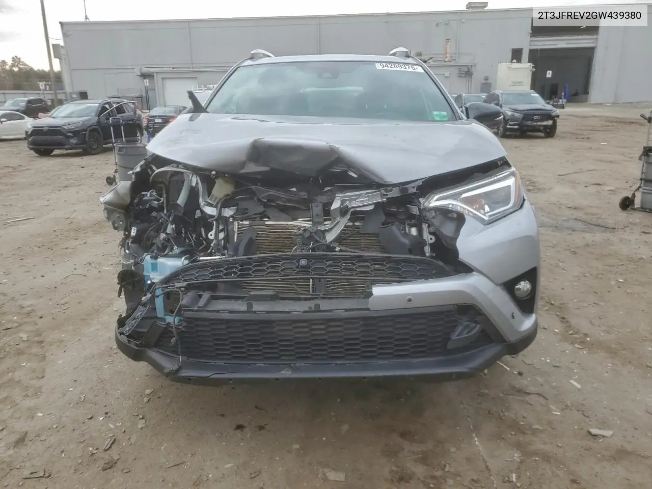 2T3JFREV2GW439380 2016 Toyota Rav4 Se