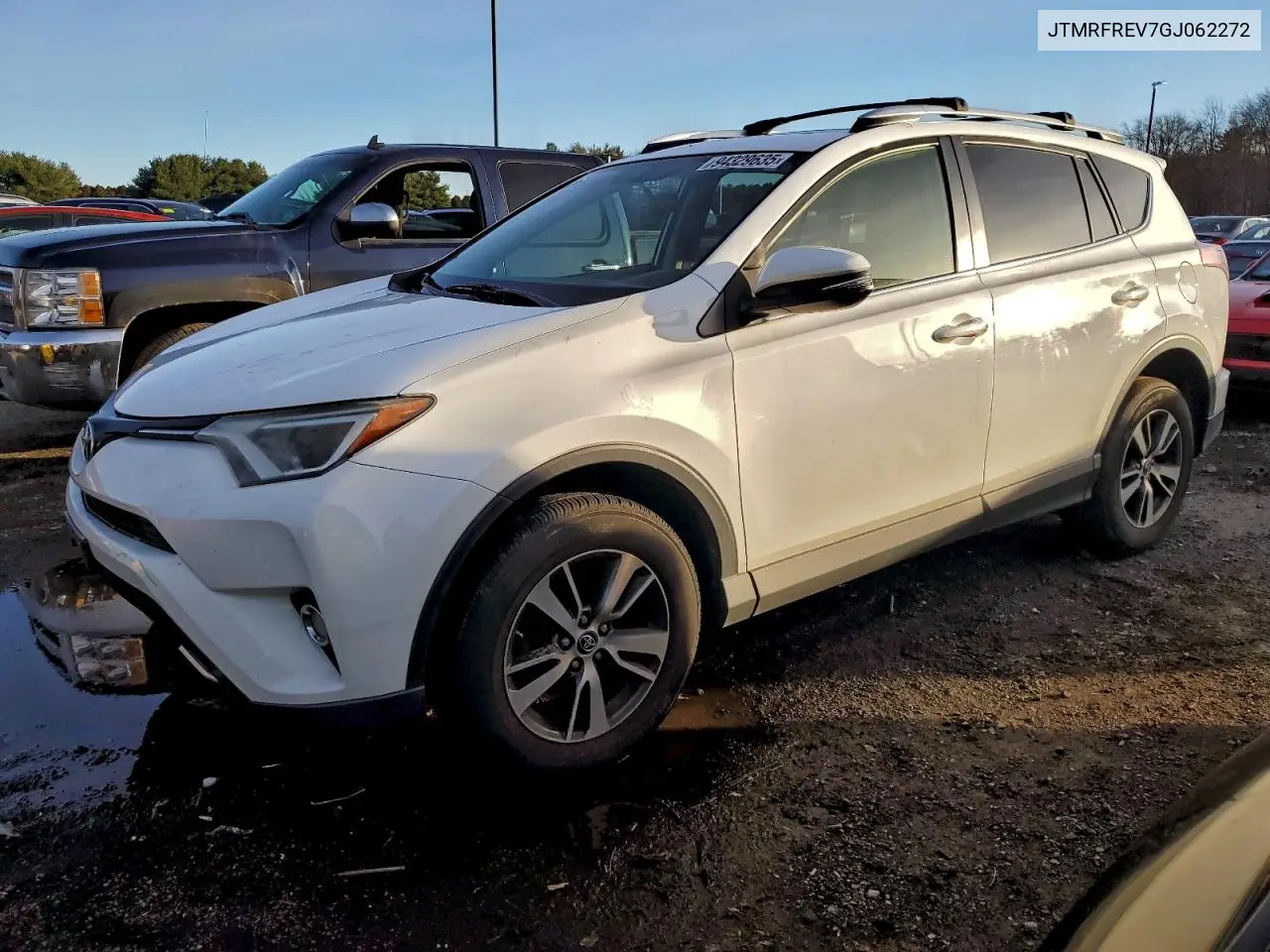JTMRFREV7GJ062272 2016 Toyota Rav4 Xle