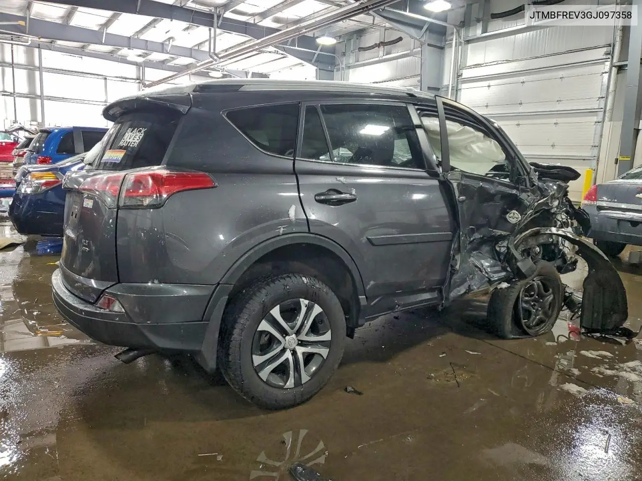 JTMBFREV3GJ097358 2016 Toyota Rav4 Le