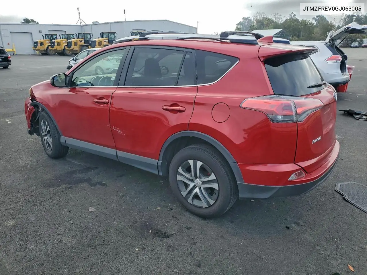 JTMZFREV0GJ063005 2016 Toyota Rav4 Le