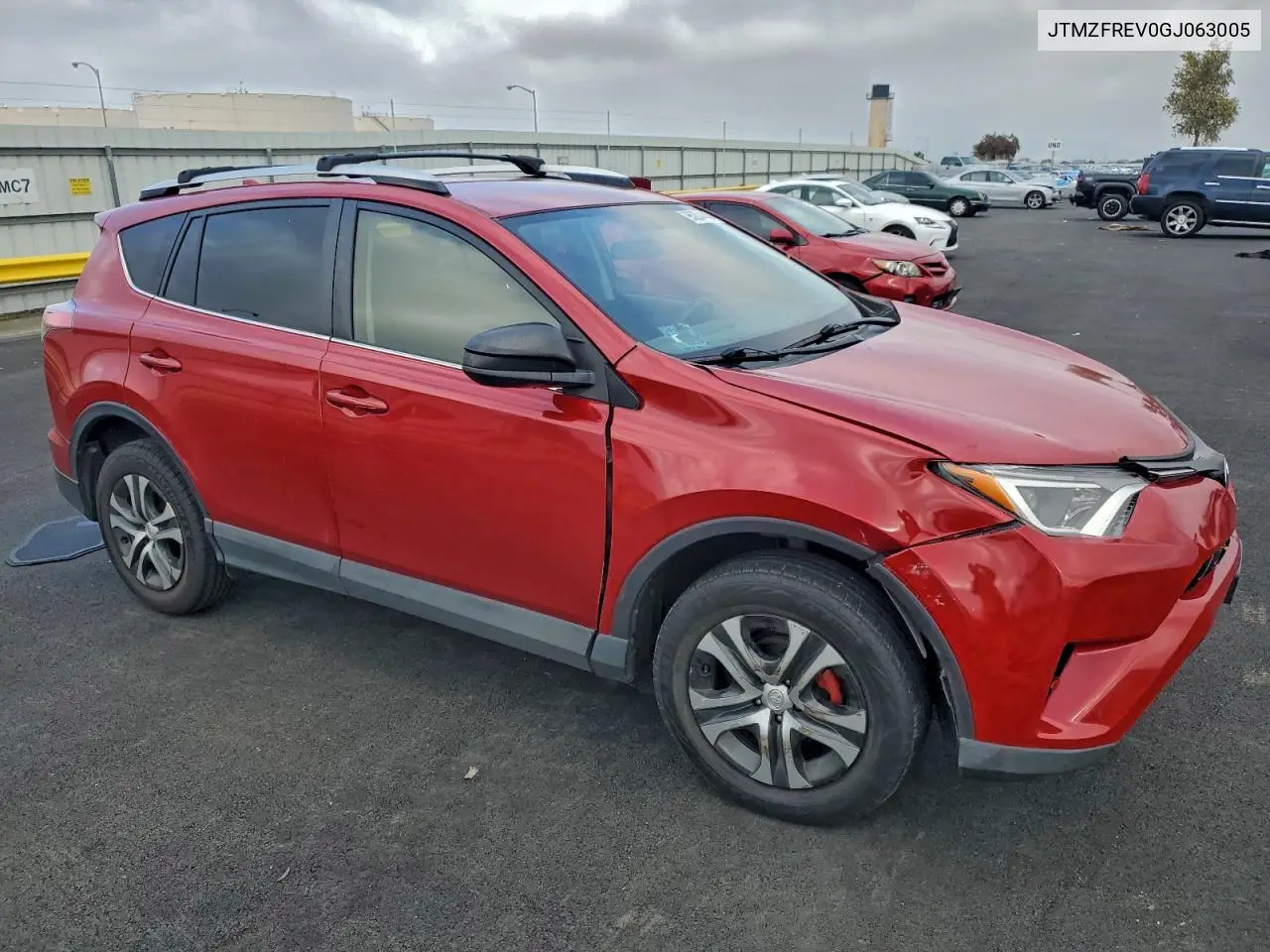 JTMZFREV0GJ063005 2016 Toyota Rav4 Le