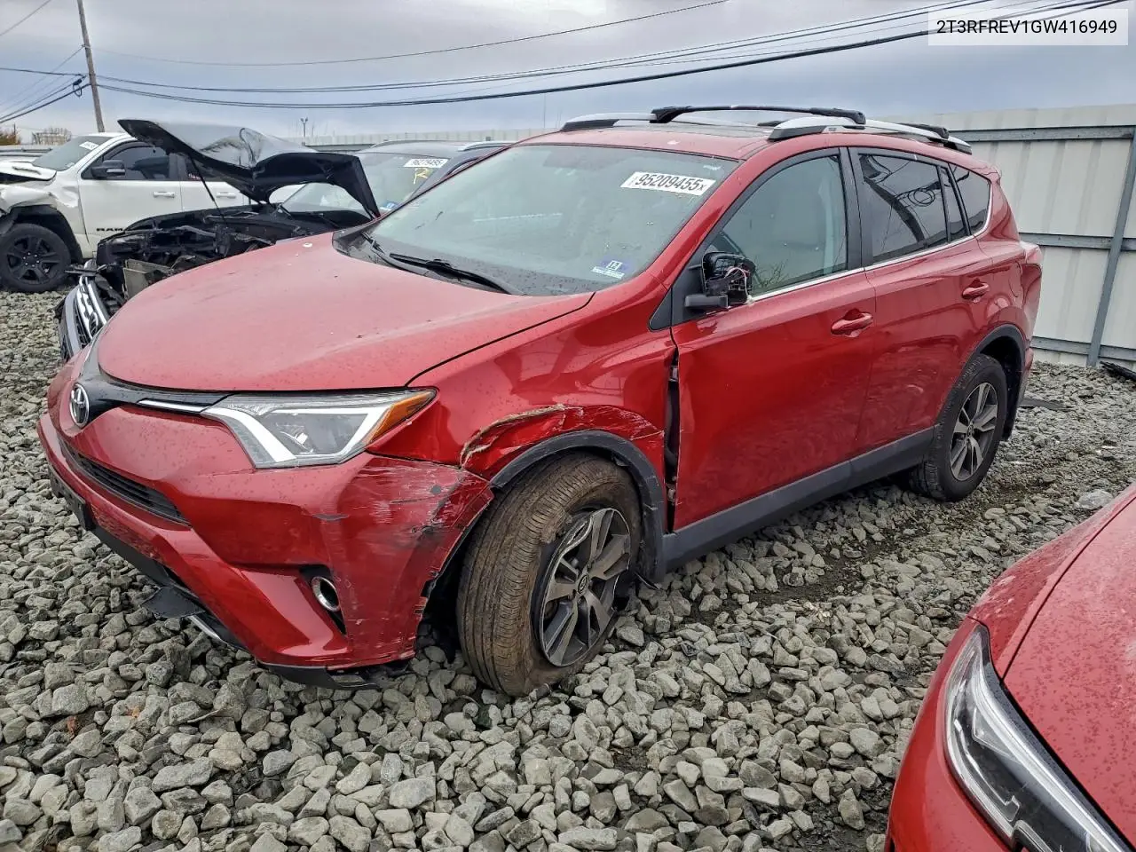 2T3RFREV1GW416949 2016 Toyota Rav4 Xle
