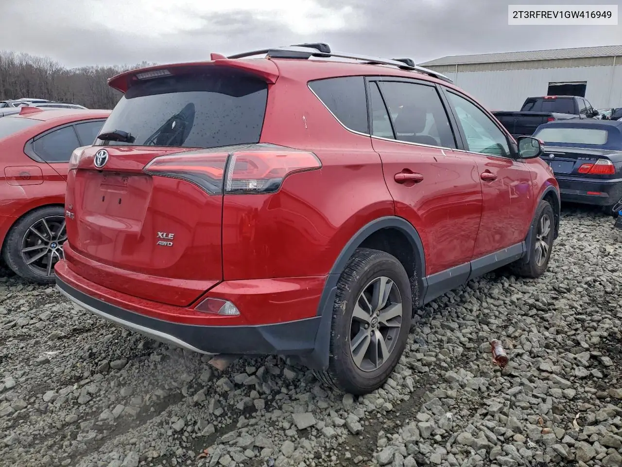 2T3RFREV1GW416949 2016 Toyota Rav4 Xle