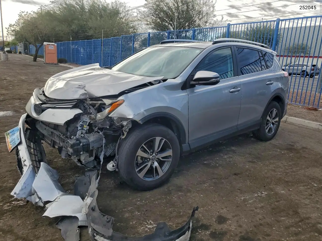 252045 2016 Toyota Rav4 Xle