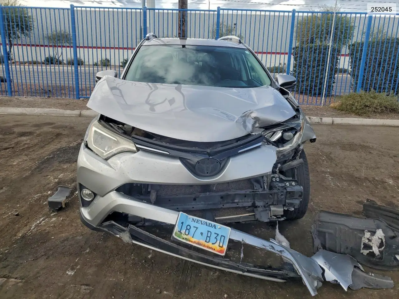 252045 2016 Toyota Rav4 Xle