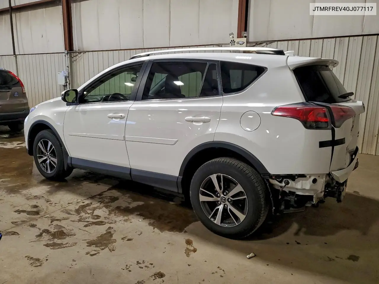 JTMRFREV4GJ077117 2016 Toyota Rav4 Xle