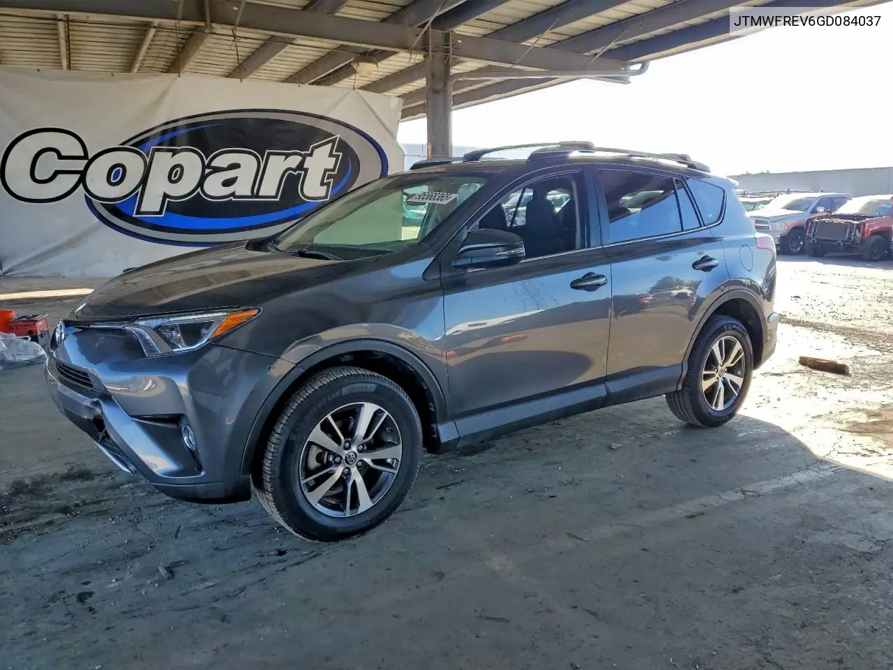 JTMWFREV6GD084037 2016 Toyota Rav4 Xle