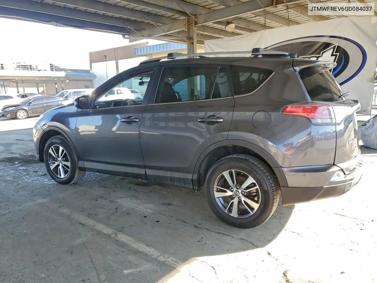 JTMWFREV6GD084037 2016 Toyota Rav4 Xle
