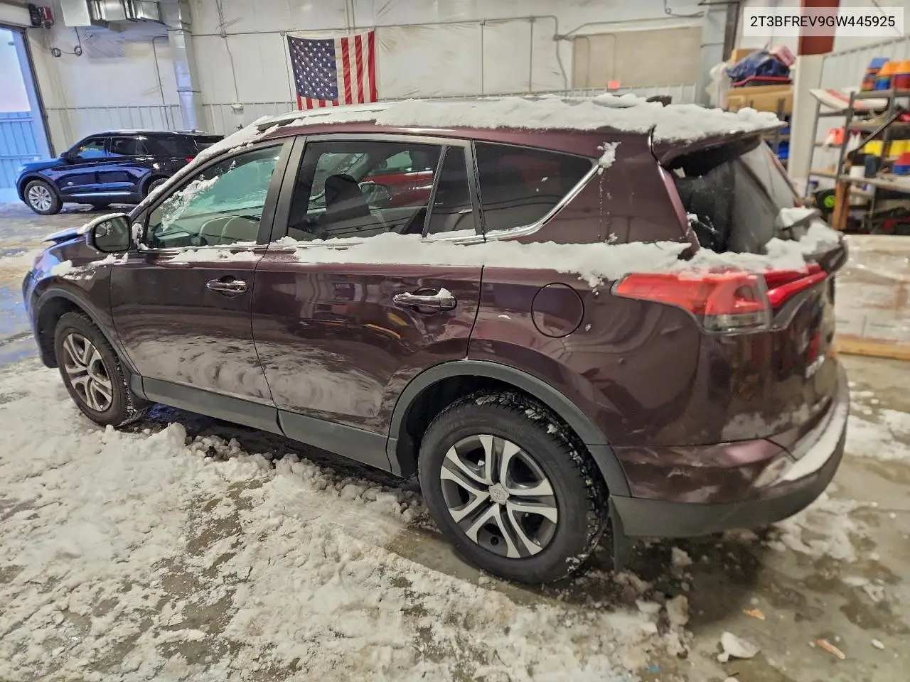 2T3BFREV9GW445925 2016 Toyota Rav4 Le