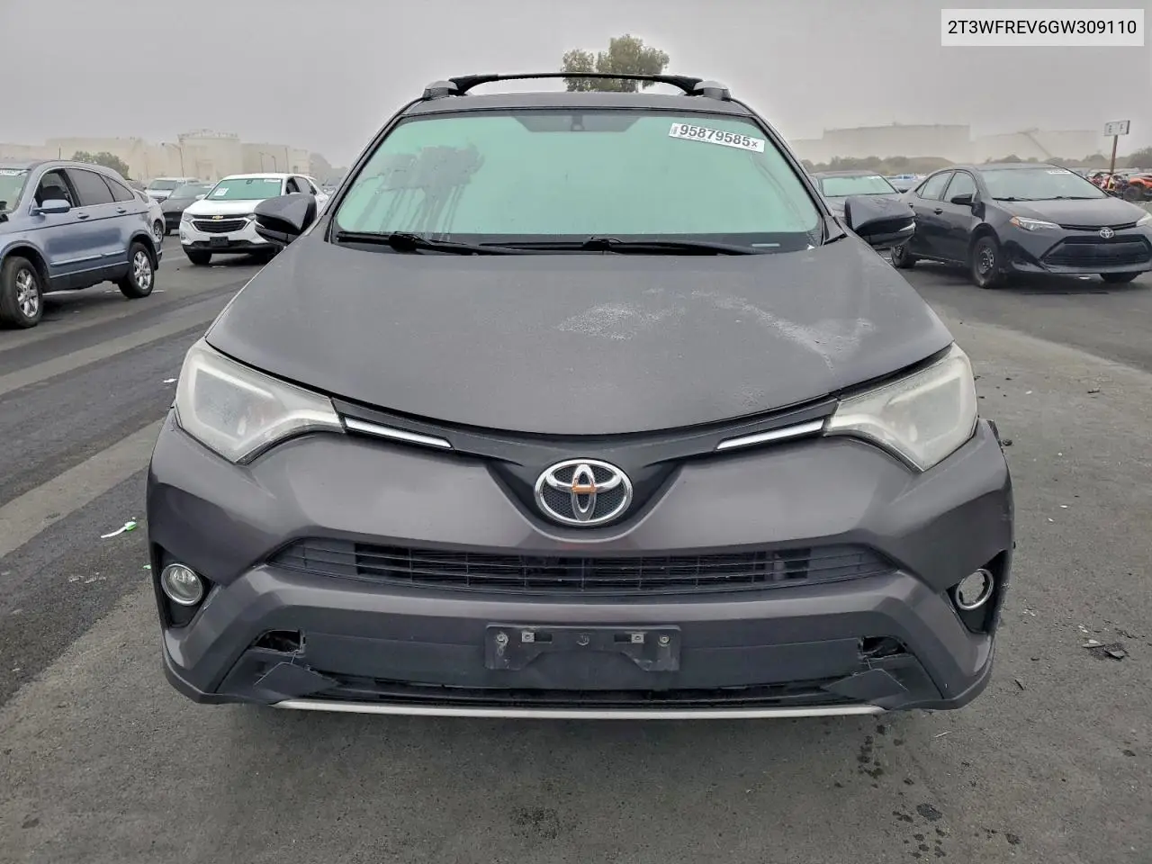 2T3WFREV6GW309110 2016 Toyota Rav4 Xle
