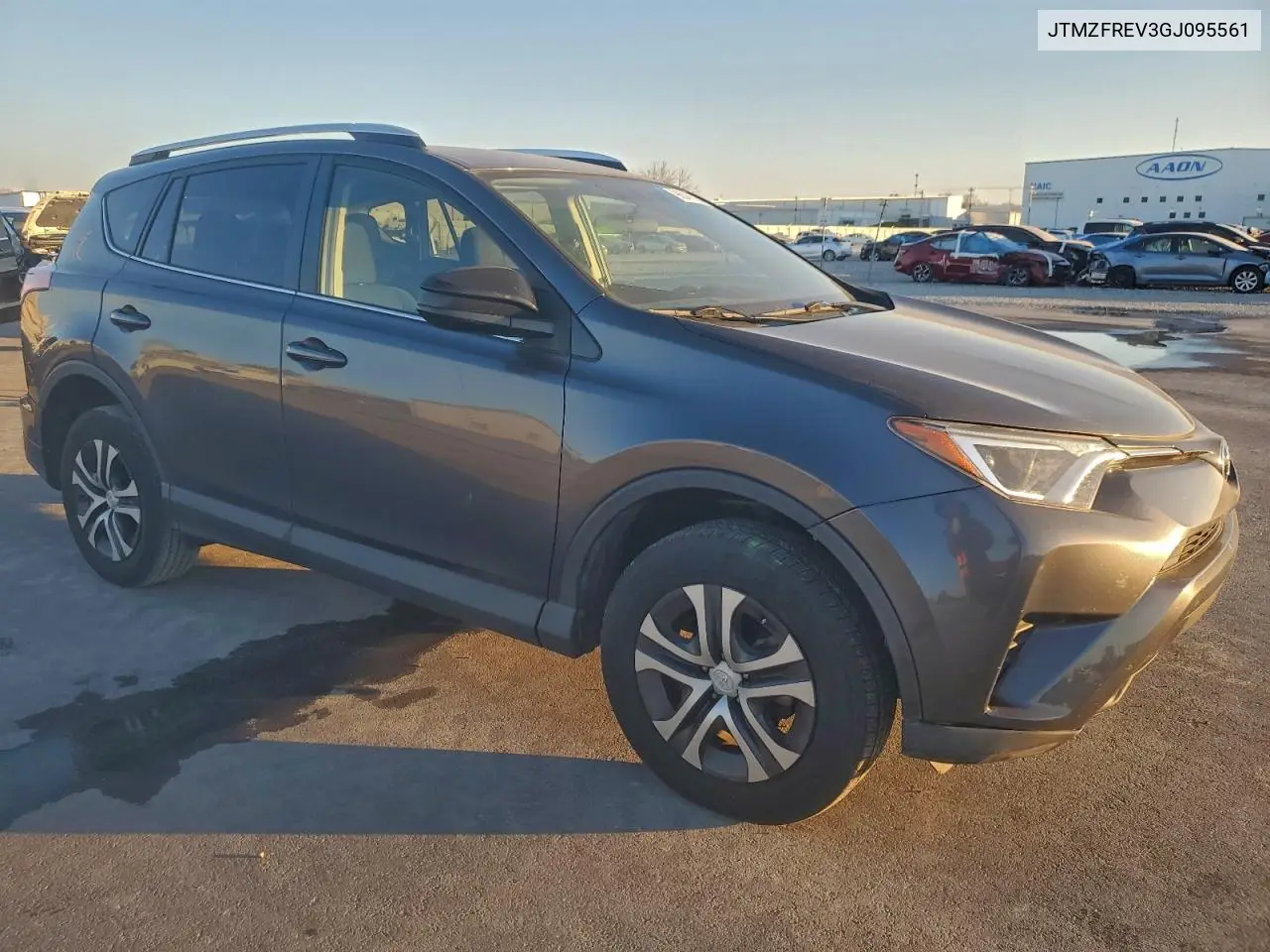 JTMZFREV3GJ095561 2016 Toyota Rav4 Le