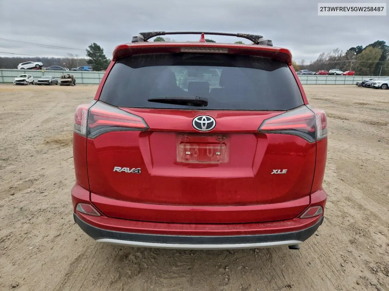 2T3WFREV5GW258487 2016 Toyota Rav4 Xle