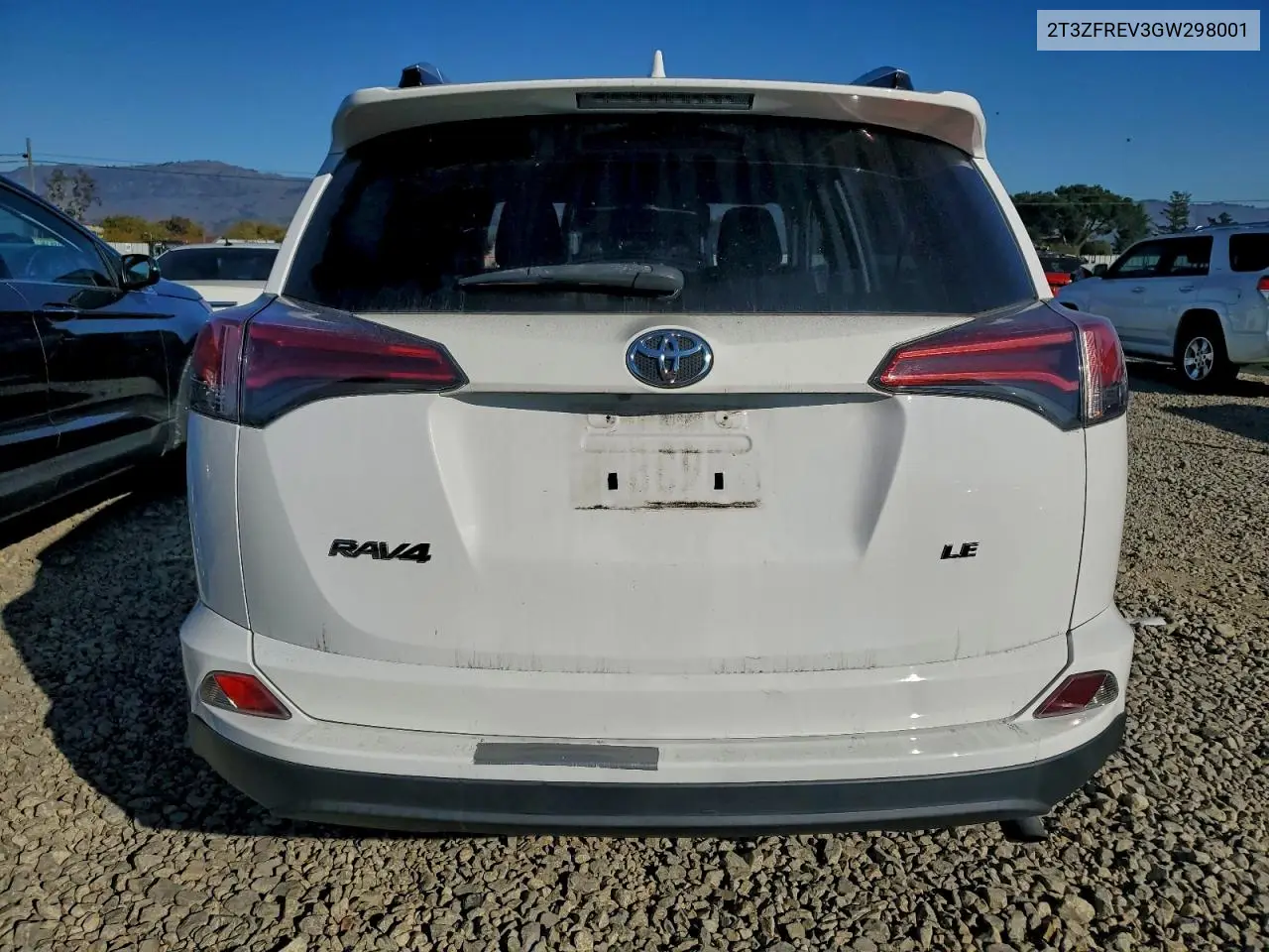 2T3ZFREV3GW298001 2016 Toyota Rav4 Le